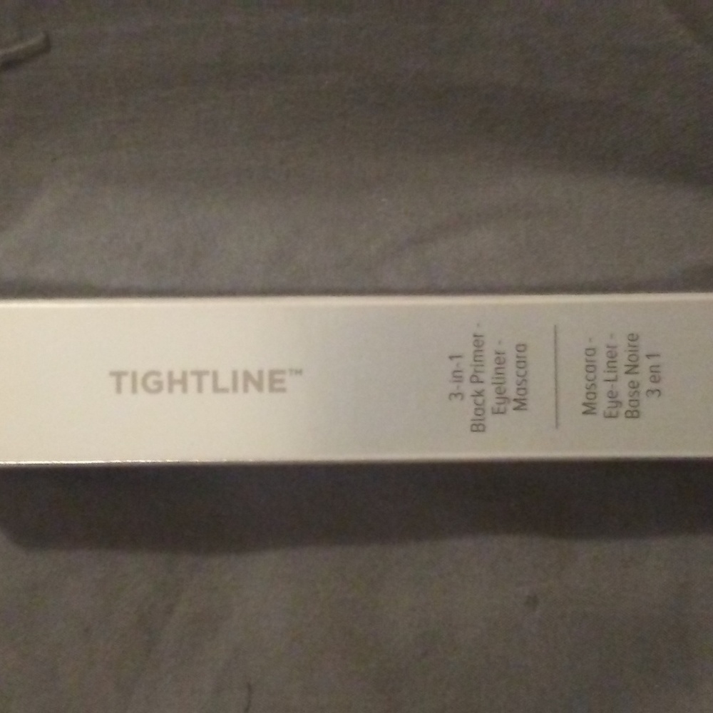 Full size tightline mascara